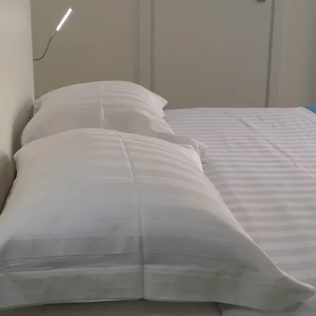 Piccolotel فندق مبيت وإفطار