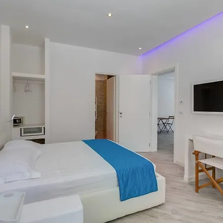 ベッド・アンド・ブレックファスト Piccolotel 4*