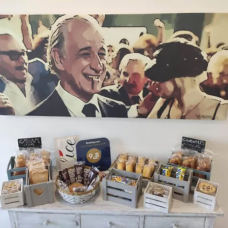 ベッド・アンド・ブレックファスト Piccolotel ローマ