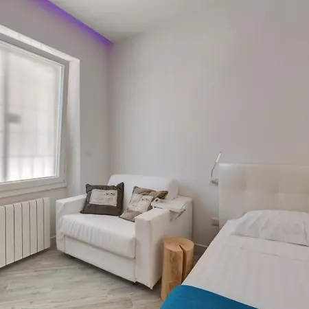 Piccolotel 4* ローマ