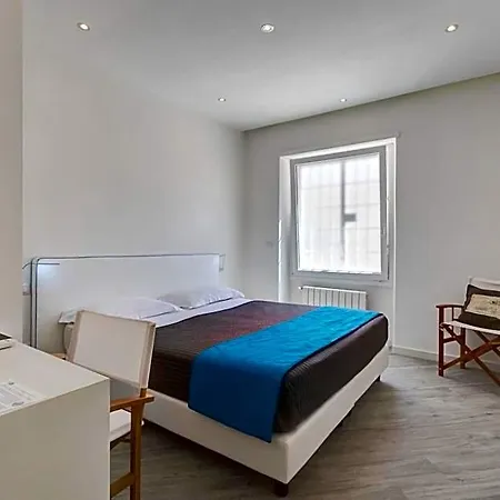Bed and breakfast Piccolotel Roma